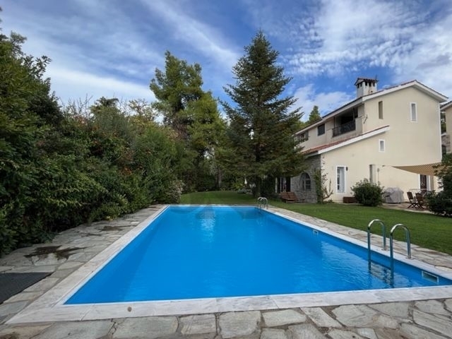 (For Sale) Residential Villa || Athens North/Ekali - 490 Sq.m, 6 Bedrooms, 2.500.000€ 