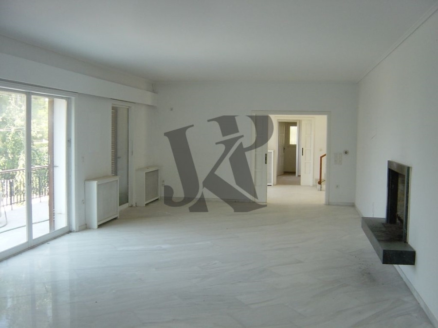 (For Sale) Residential Villa || Athens North/Ekali - 600 Sq.m, 7 Bedrooms, 1.950.000€ 